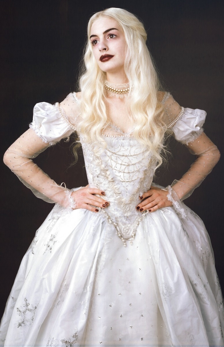 White Queen | Tim Burton Wiki | Fandom powered by Wikia